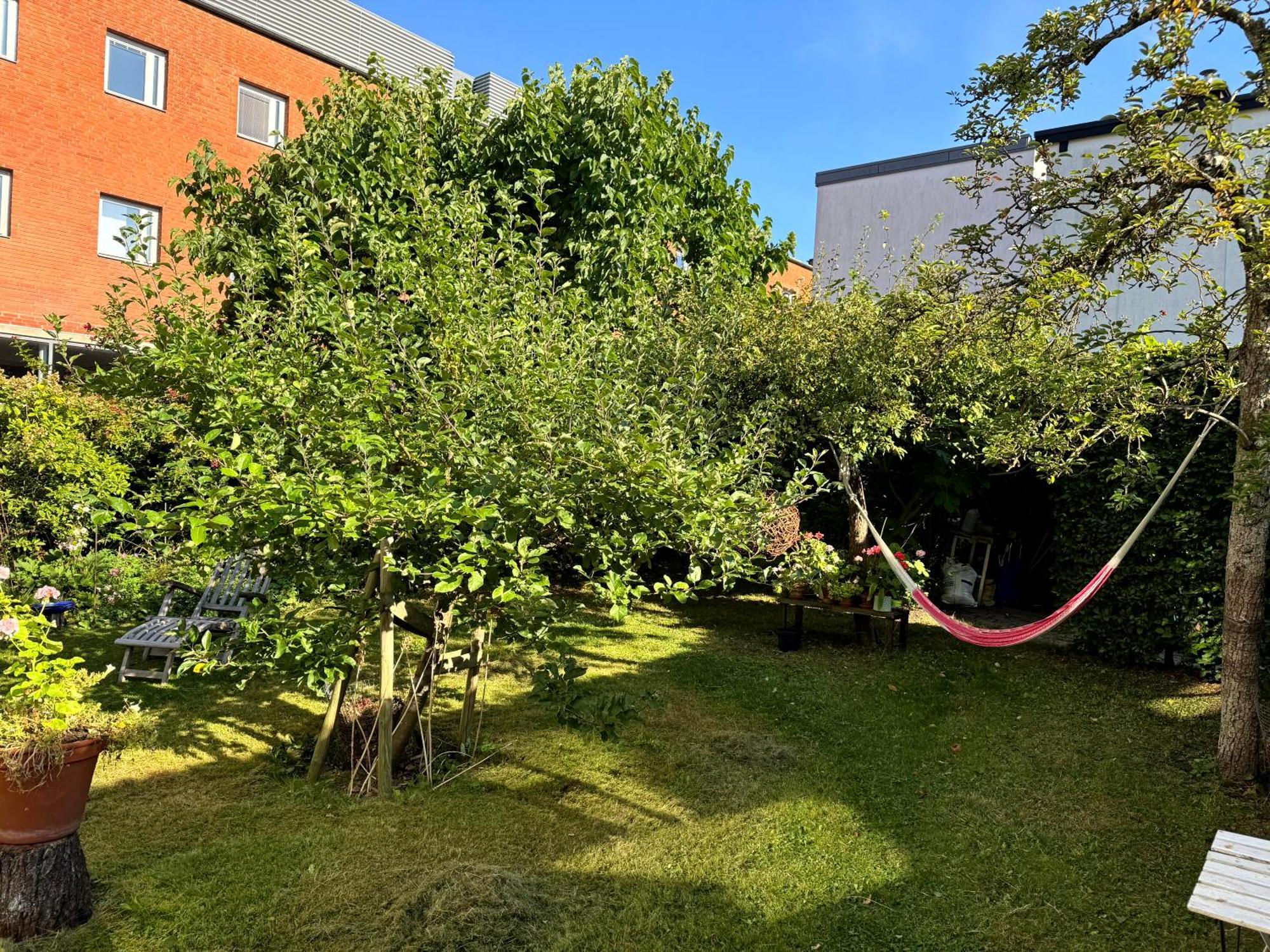 The Embassy Apartment Lund Bagian luar foto